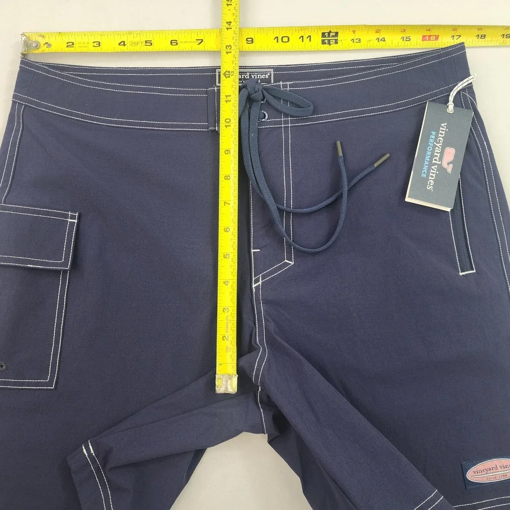 Vineyard Vines Performance swim trunks shorts W 32 7
